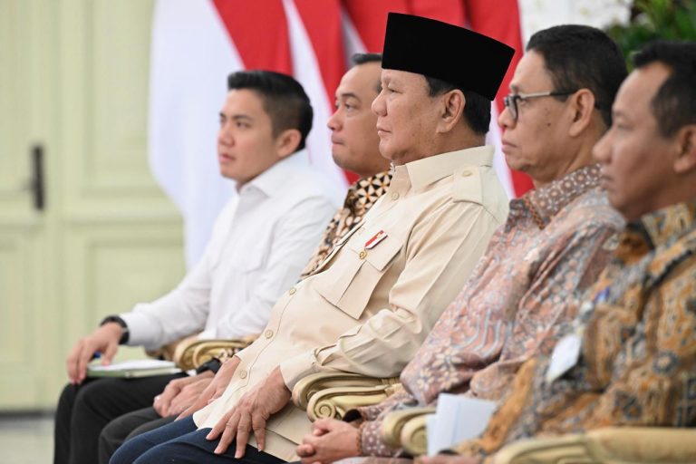 presiden-resmikan-produksi-perdana-lapangan-minyak-forel-dan-terubuk-di-natuna-16052025-162445