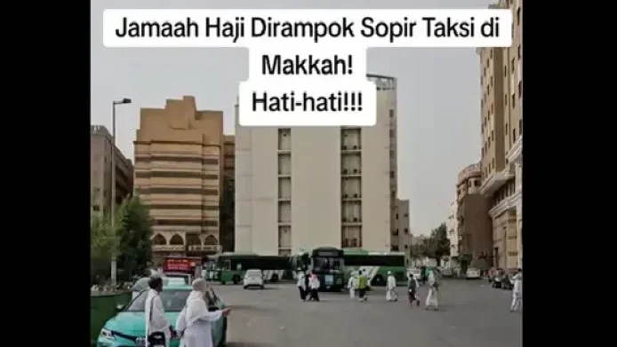 046137800_1747979925-naik_taksi