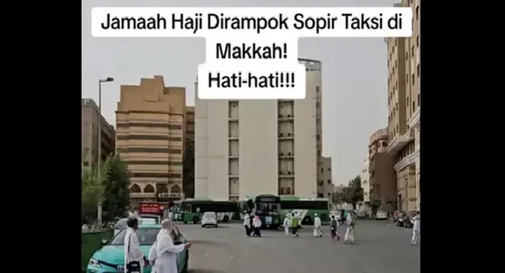 046137800_1747979925-naik_taksi