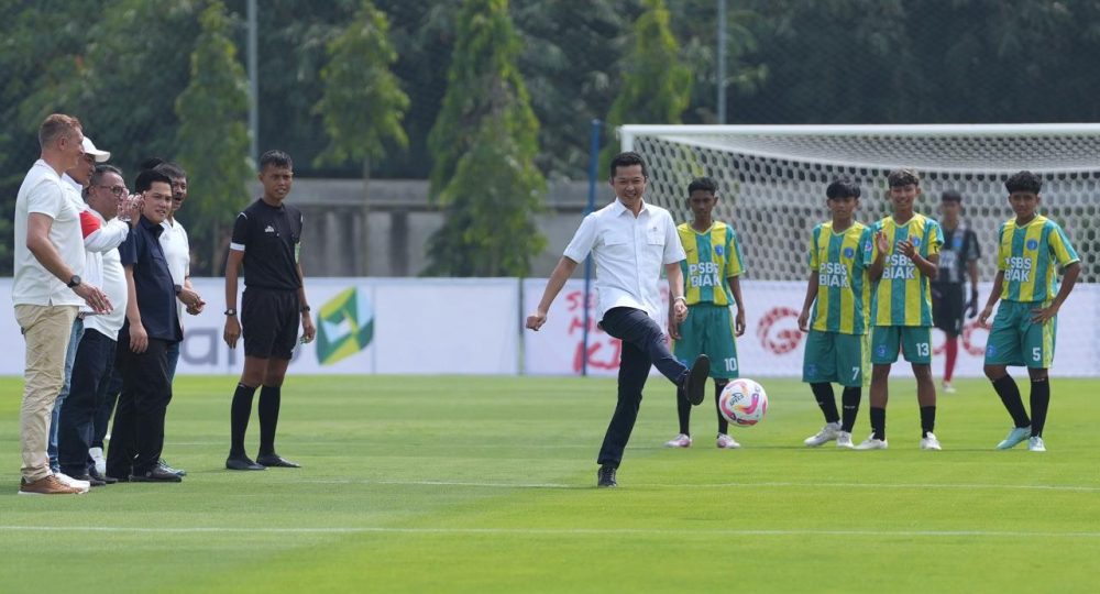 7580kick-off-turnamen-nusantara-open-2025-wamenpora-taufik-ajang-tepat-untuk-pembinaan-sepak-bola